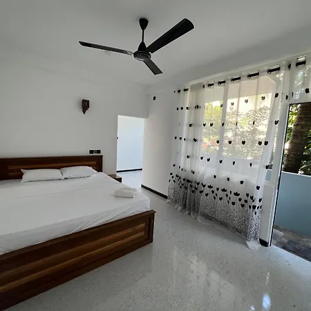 Nio Lit Apartment Weligama Exterior photo
